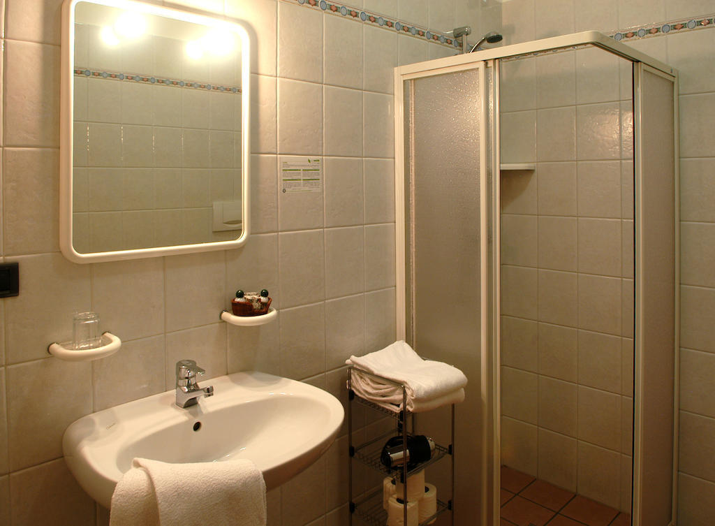 Relais Bb Pacengo Bed & Breakfast Lazise Room photo