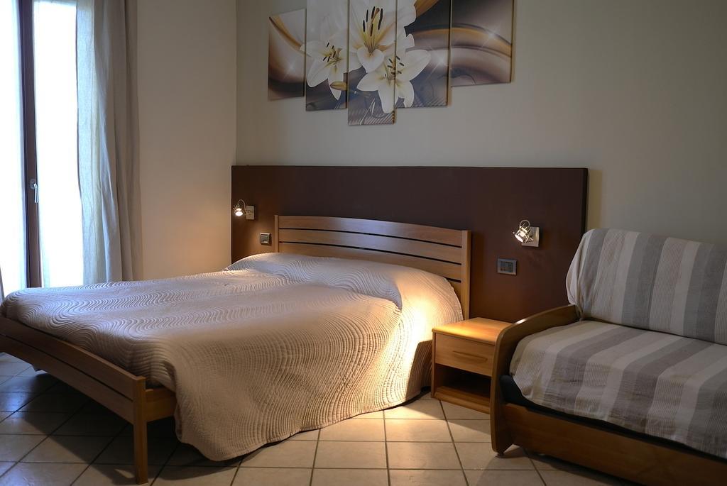 Relais Bb Pacengo Bed & Breakfast Lazise Exterior photo
